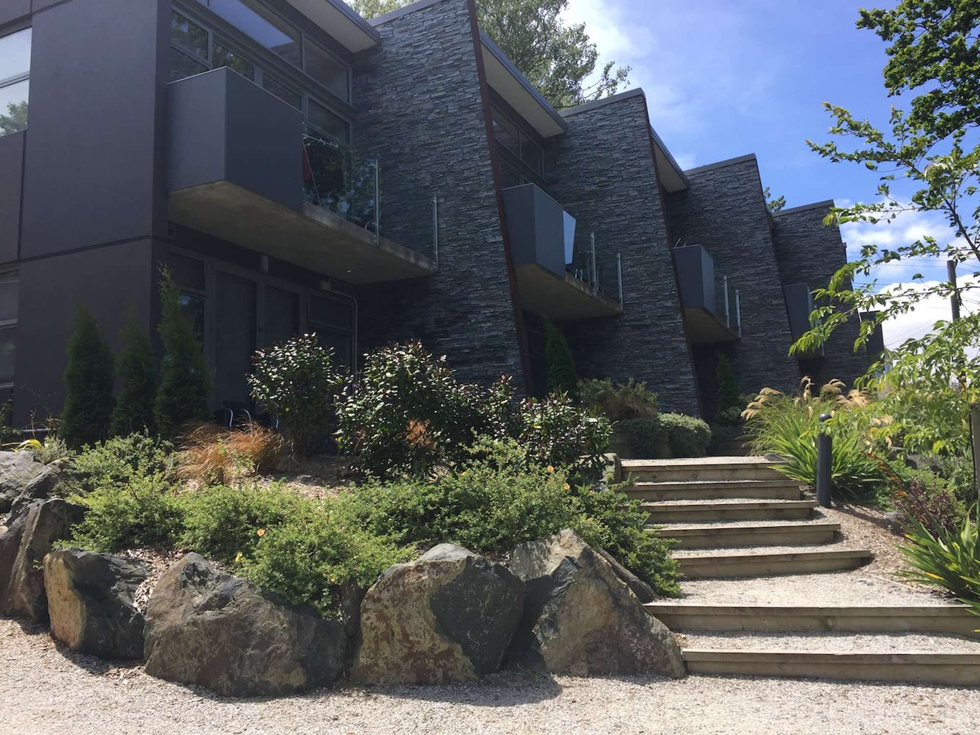 50/61 North Road North East Valley_0