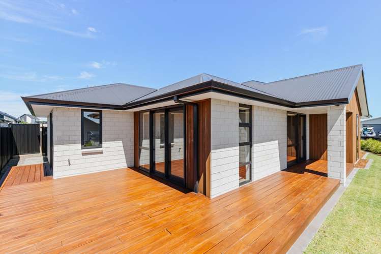 11 Empire Crescent Papamoa_11