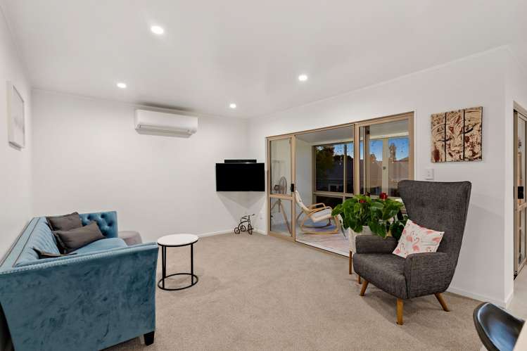 8/3 Lovelock Avenue Mount Eden_12