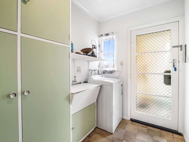 2 Margaret Street Levin_28