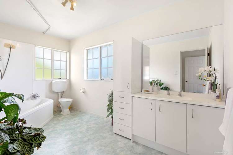 94 West Harbour Drive West Harbour_9