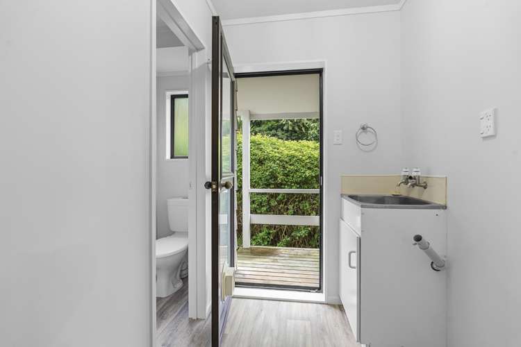 4 Mayfair Place Westown_10