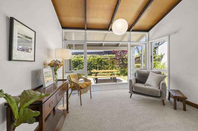 64 Wallis Street Raglan_36