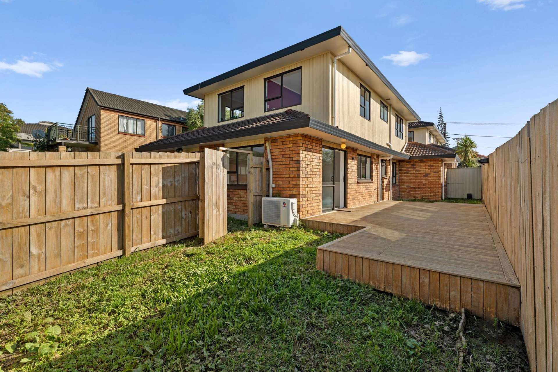 2/284 Richardson Road Mt Roskill_0