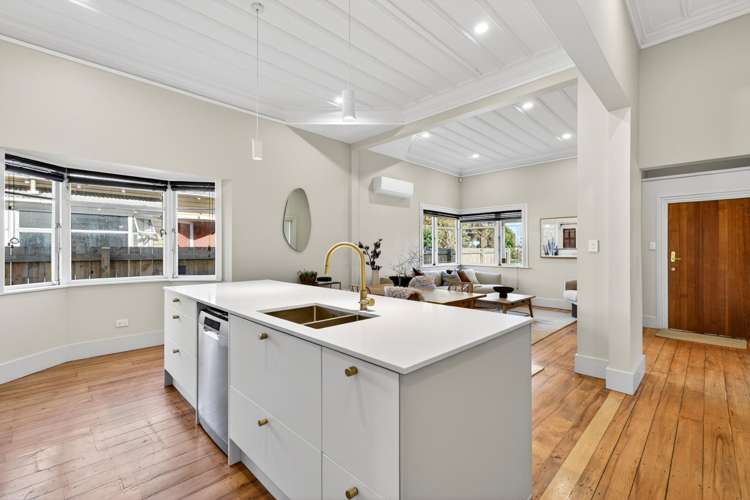 101 Georges Drive Napier South_5