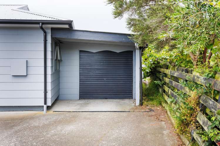 27 Ferndale Place Feilding_32