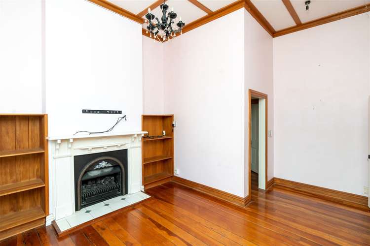 84 Albert Street Hamilton East_11