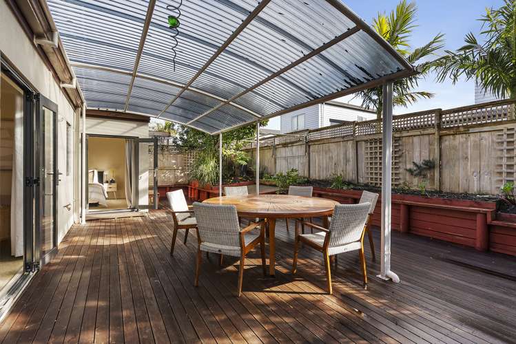 1 Siena Place Te Atatu Peninsula_18