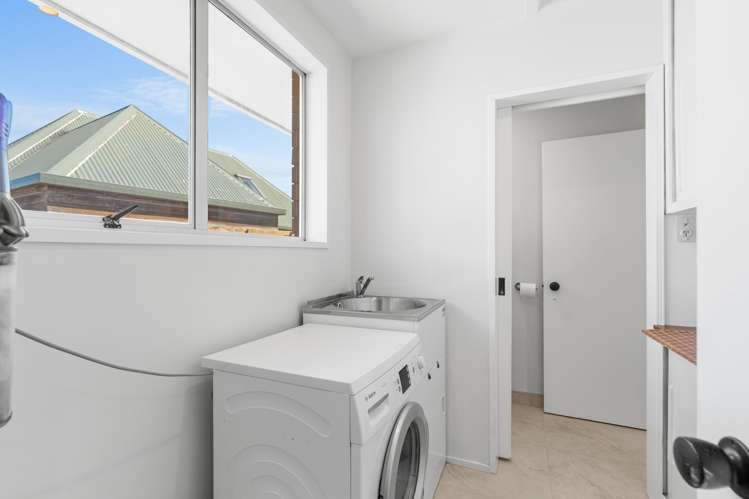 11a Wyatt Place Russley_18