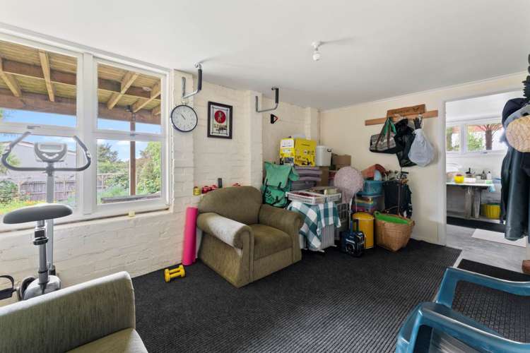 32 Holland Road Hillcrest_12