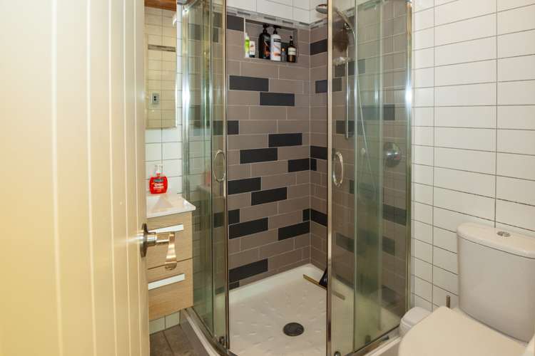 5 Barling Street Macandrew Bay_16