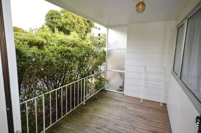 5/19 Bayside Avenue Te Atatu Peninsula_1