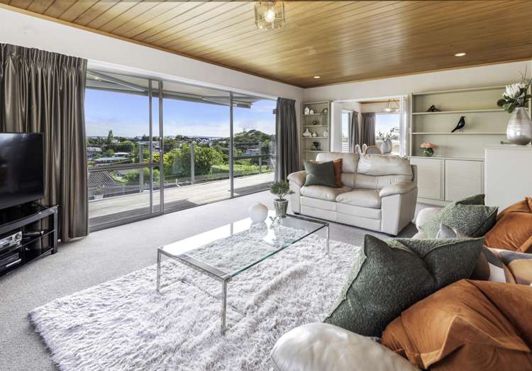 148 Bleakhouse Road Mellons Bay_1