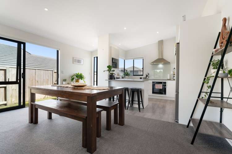 48 Puhirake Crescent Pyes Pa_9