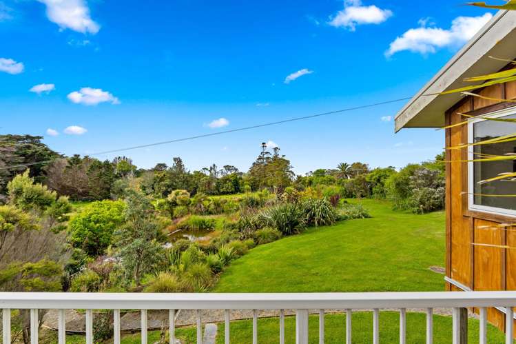 87 M Greenwood Road Leigh_23