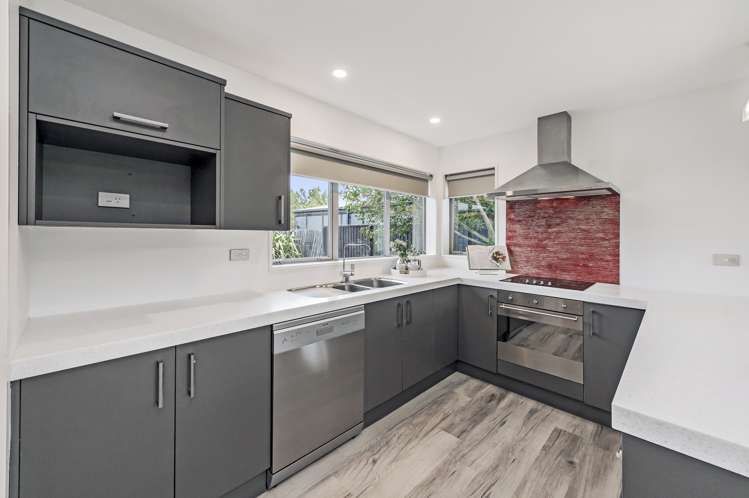 25 Ferdinand Terrace Yaldhurst_13