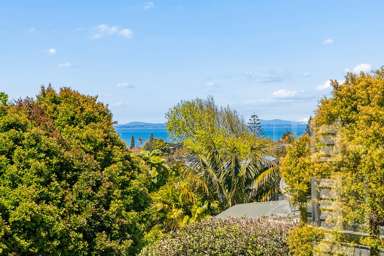 72 Golf Road_4