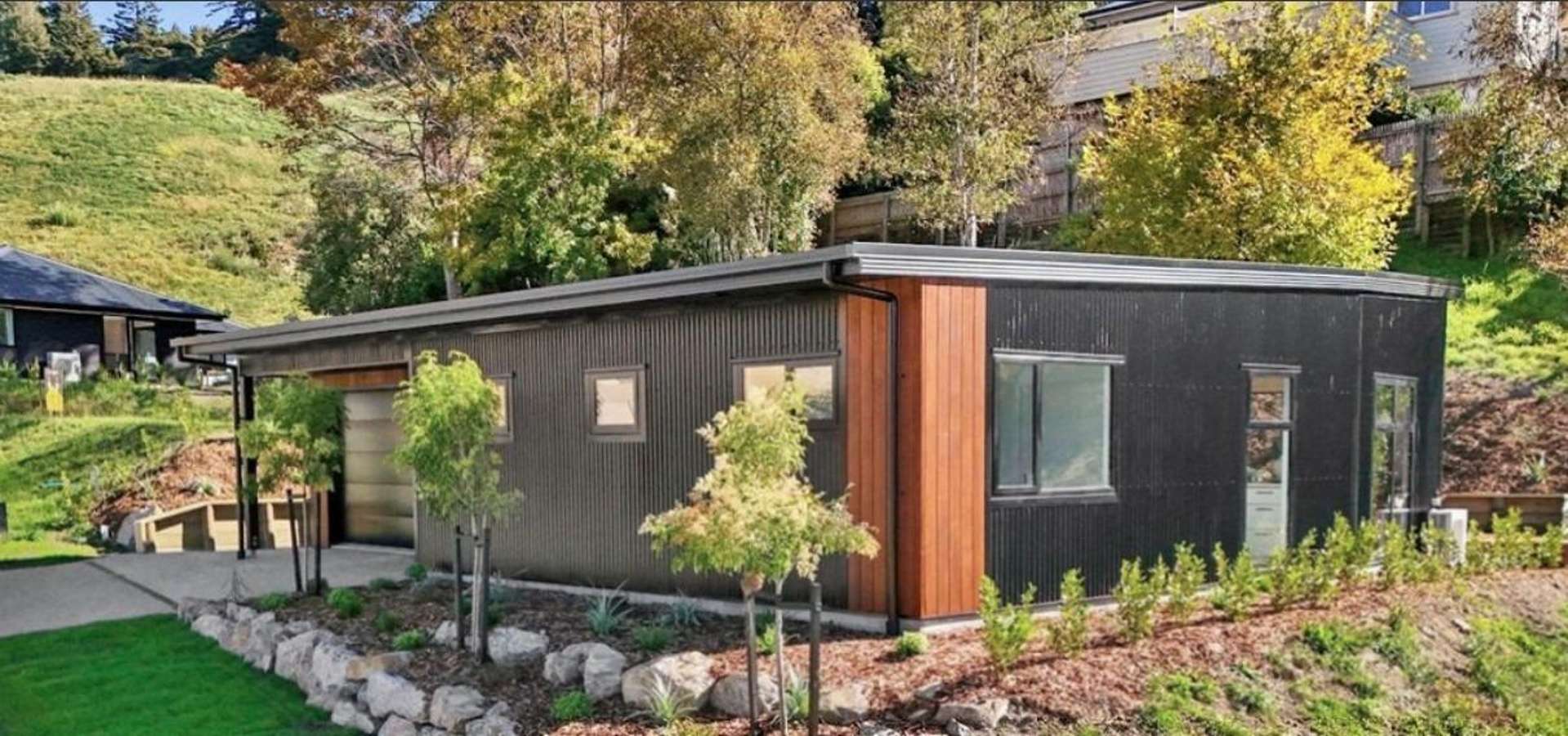 8 Golden Elm Rise 10820_0