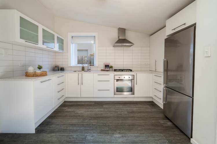 89 Saint Albans Street Saint Albans_10