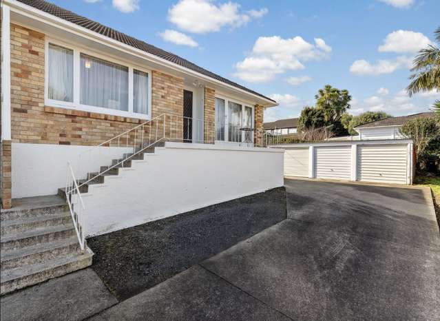 For Rent Brick & Tile Beauty by Cornwall Park