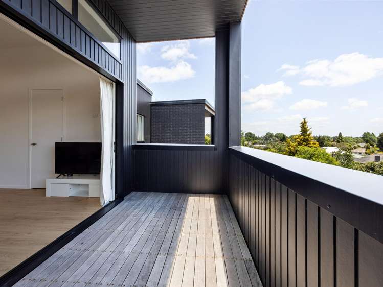 3/7 Tarbett Road Hillcrest_6