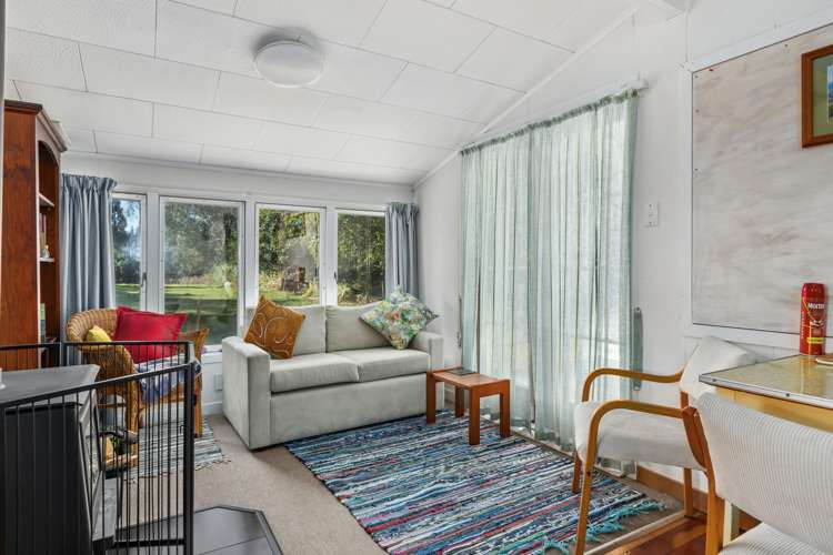 16 Parkers Road Carterton_16