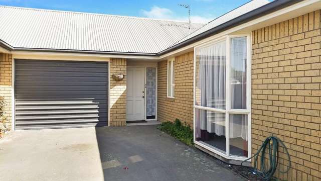 Very Tidy Three Bedroom Townhouse