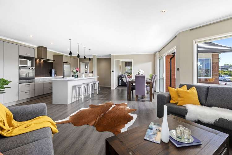 83 Pohutukawa Parade Riverhead_1