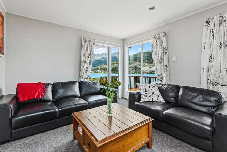 355 Peninsula Road Kelvin Heights_4