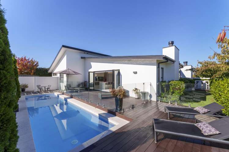 81 Beachvale Drive_0
