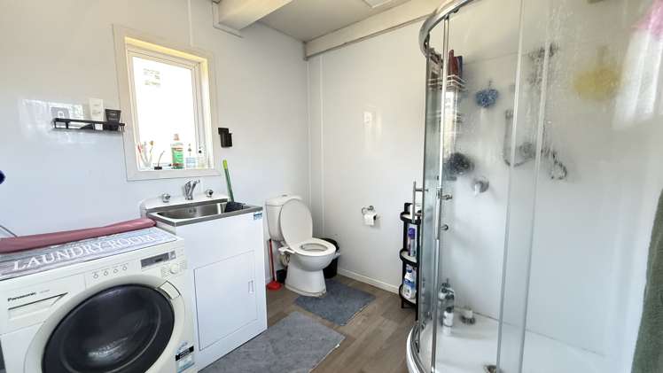 16 Woodhall Road Epsom_14