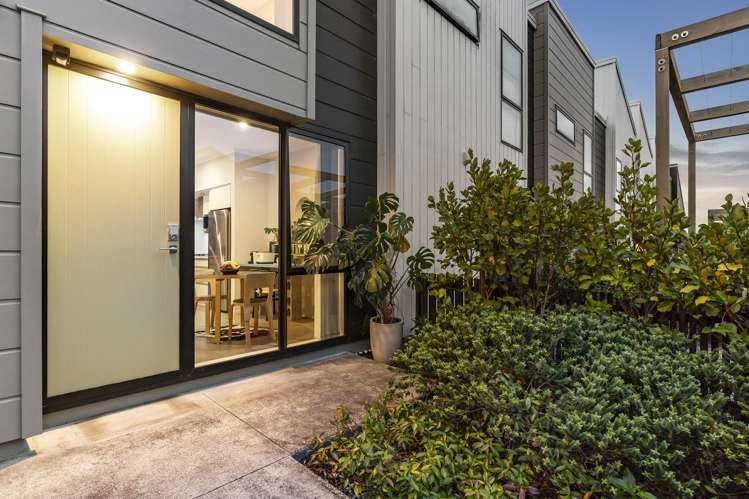 16 Tuamaka Lane Hobsonville_24