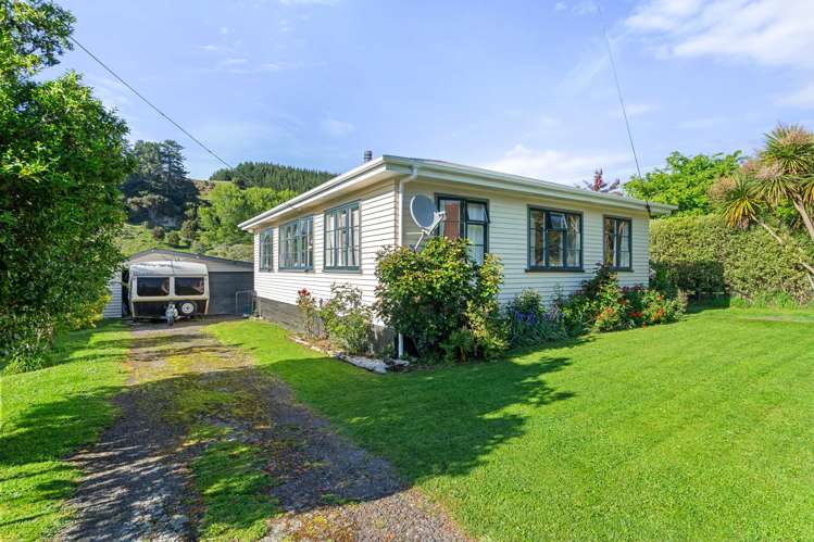 15 Blackhill Road Tinui Valley_20