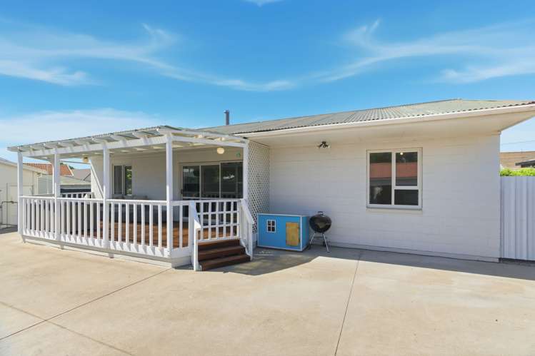 2/43 Neill Street Hornby_14