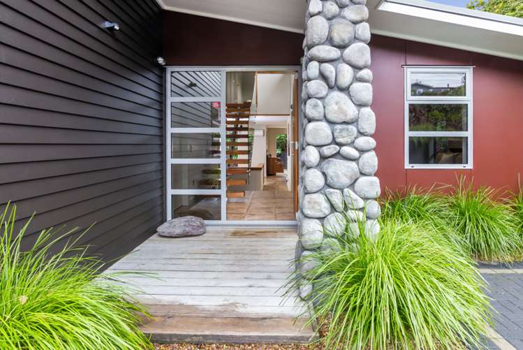 2/26 Awanui Street Hilltop_5