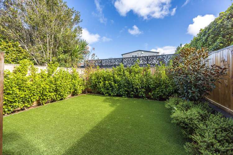 11/10 Fathom Place Te Atatu Peninsula_14