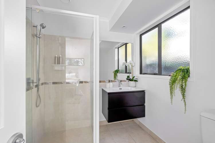 72 Blue Heron Rise Stanmore Bay_13