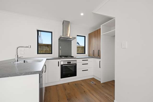 2/12 McEwan Place Fitzroy_3