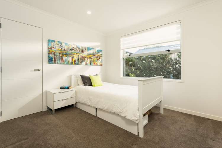 187 Lakes Boulevard Pyes Pa_13