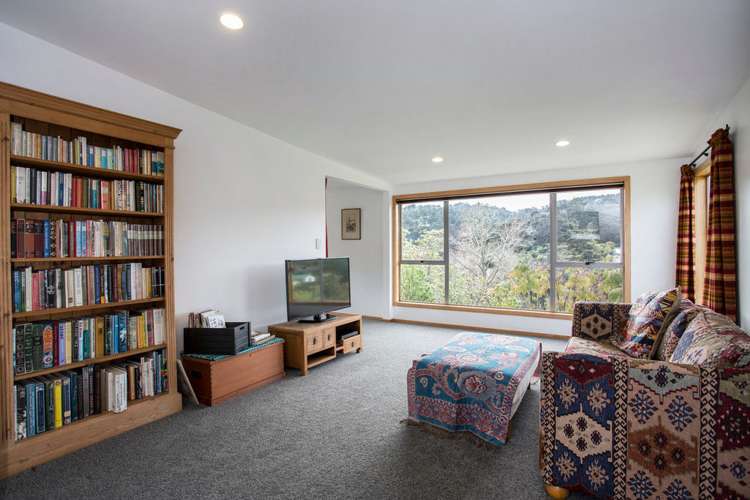 9 Landing Road Titirangi_10