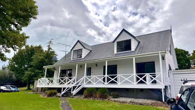 Spacious Family Home at Orinda Close