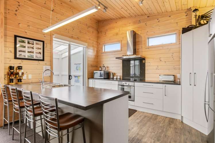 32A Mackenzie Street Waimarino_8