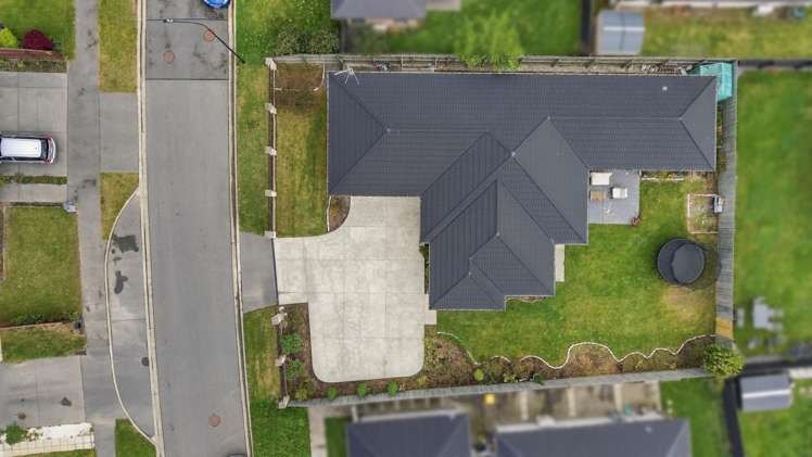 10 Dahlia Drive Wigram_18