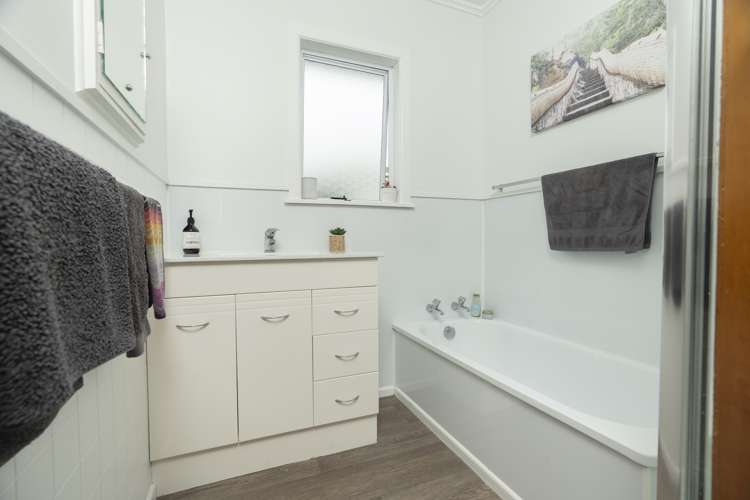 2 Erin Street Tikipunga_16