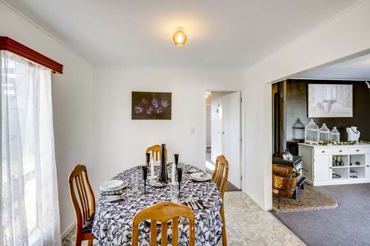 6 Burton Crescent Flaxmere_6