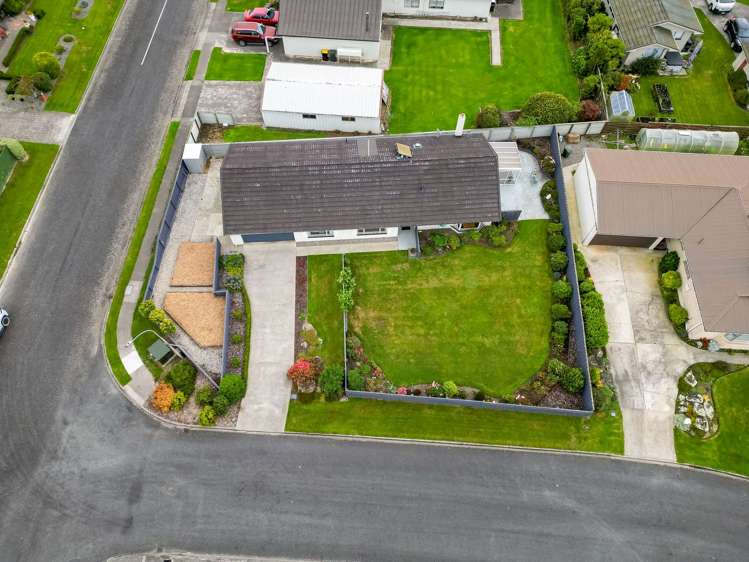 1 Ballantrae Place Gore_27