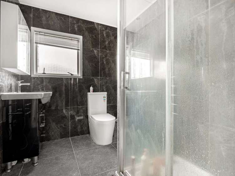 7/11 Arran Street Avondale_9