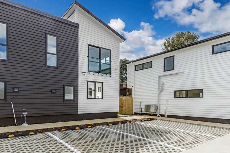 4/58 Sylvan Crescent Te Atatu South_16