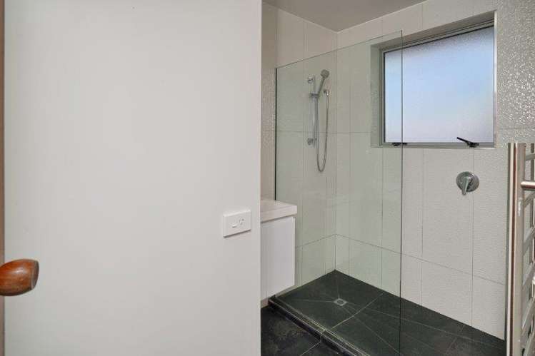 2/275 Hendersons Road Hoon Hay_12