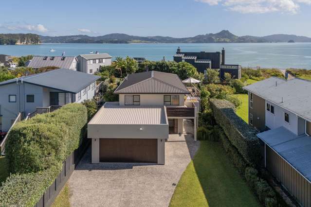 Prime Position, Sea Views & Space